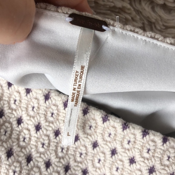 FREE PEOPLE This Is LOVE ❤️ Geo Crop Knit Top - Picture 9 of 10